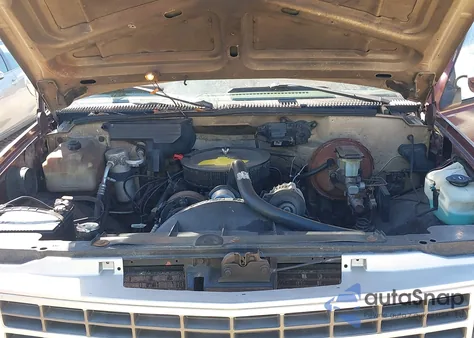 1989 Chevrolet Gmt-400 C2500 z USA, uszkodzony, nr VIN 1GCGC24K0KE185041